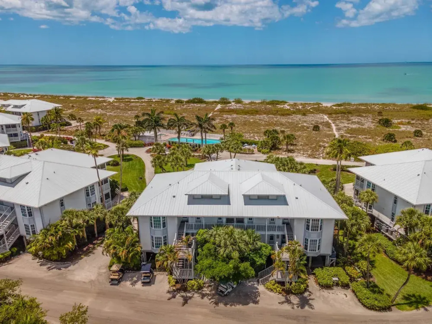 Beach One Bedroom Villa by Redawning