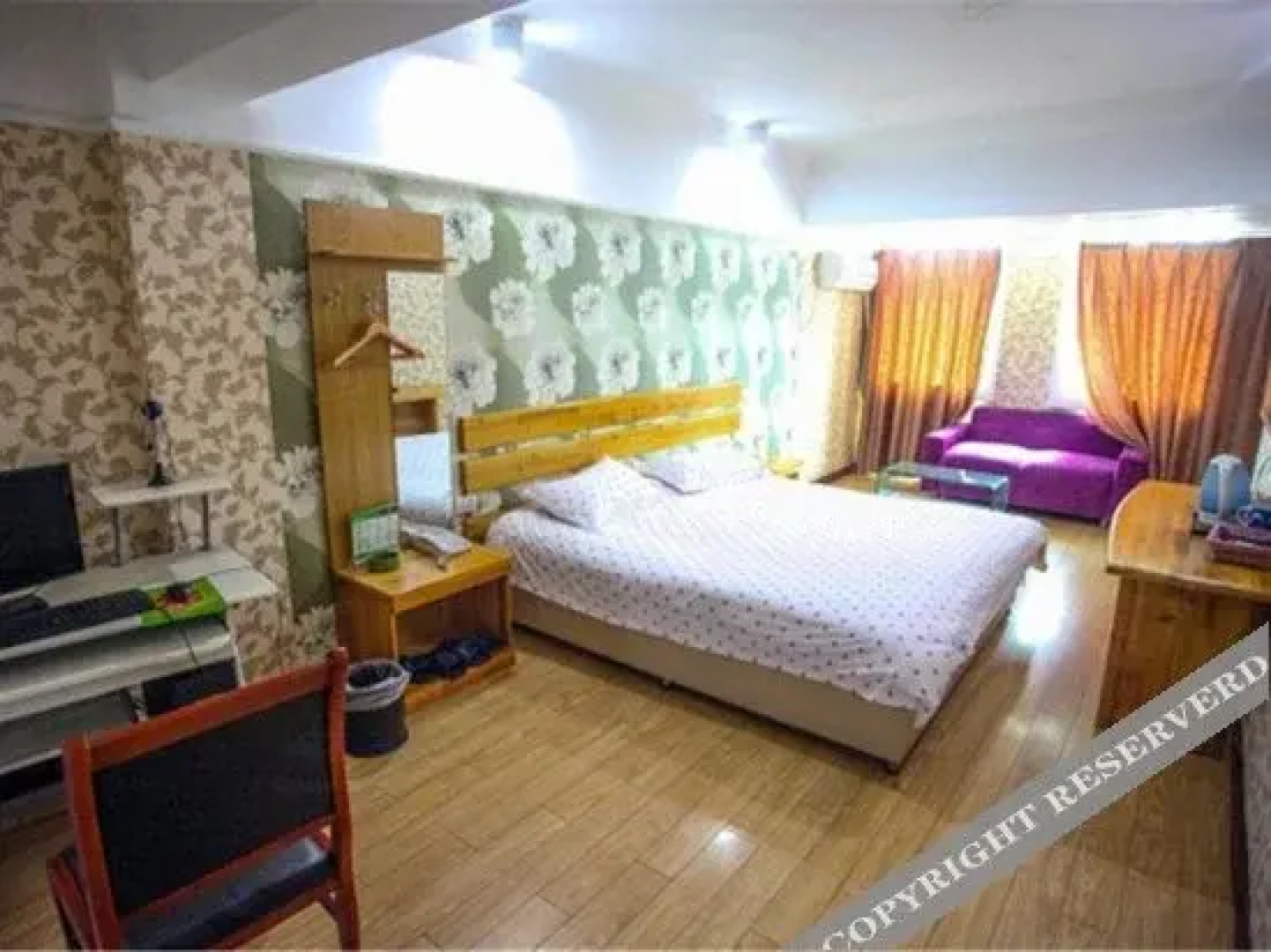 Yijia Express Hotel