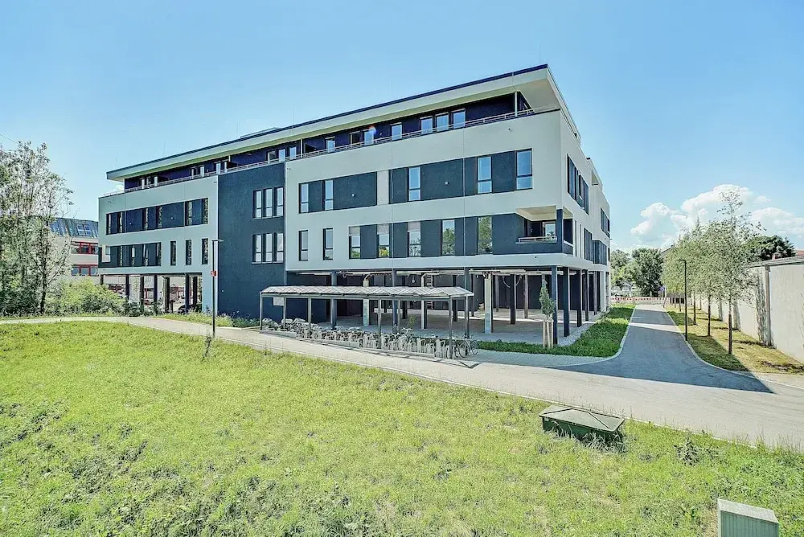 BRIGHT - Rosenheim Aicherpark