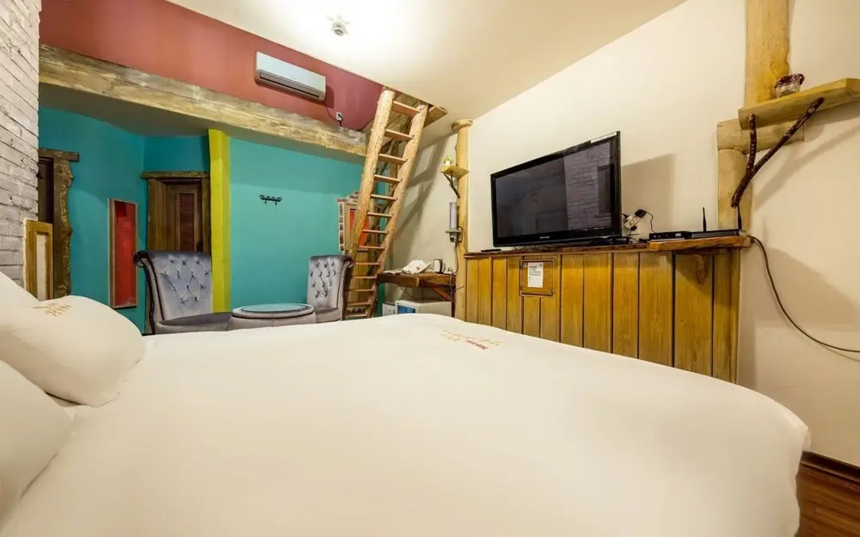 The Seven Dwarfs in the Eumseong Forest