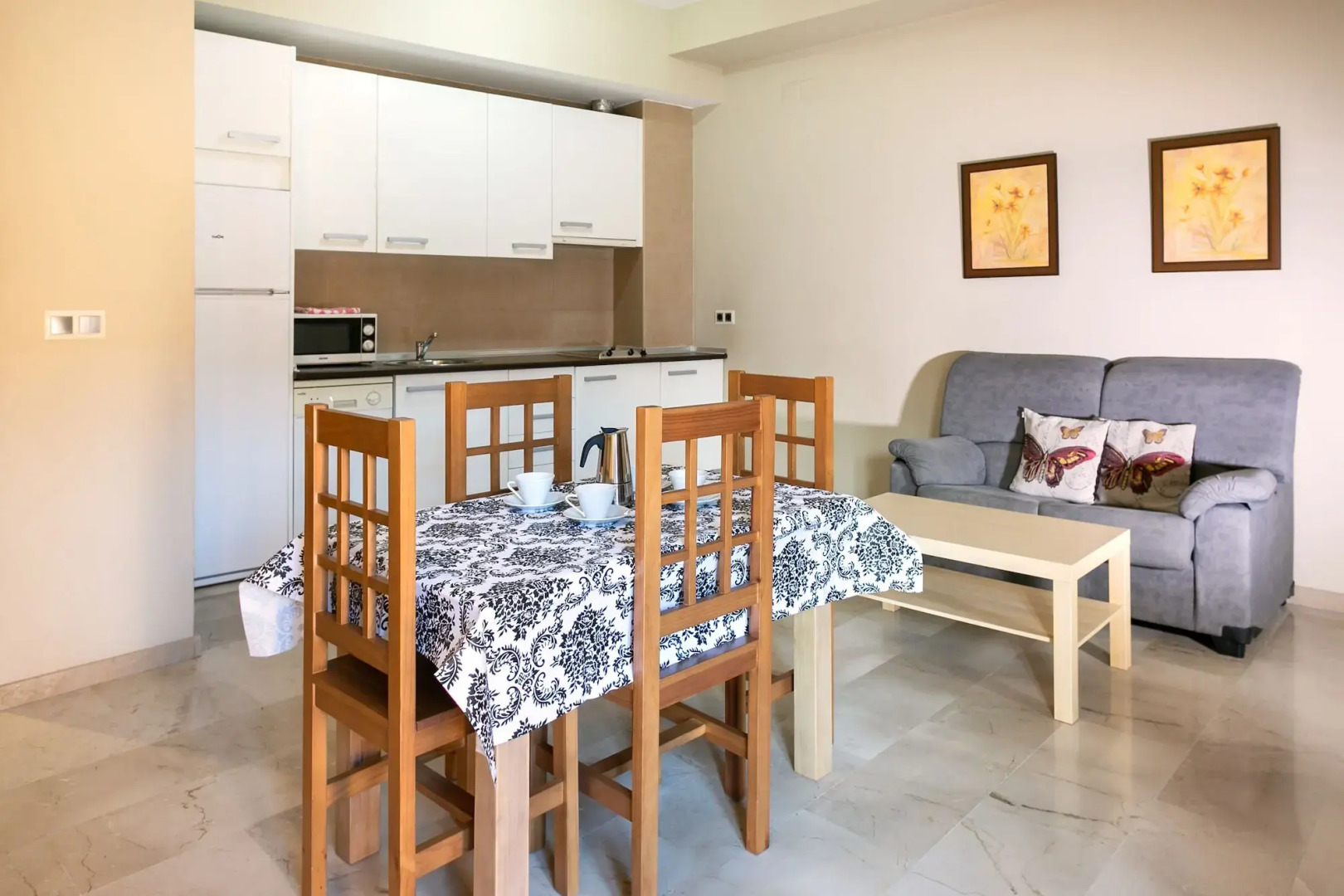 Apartamentos La Castilleja