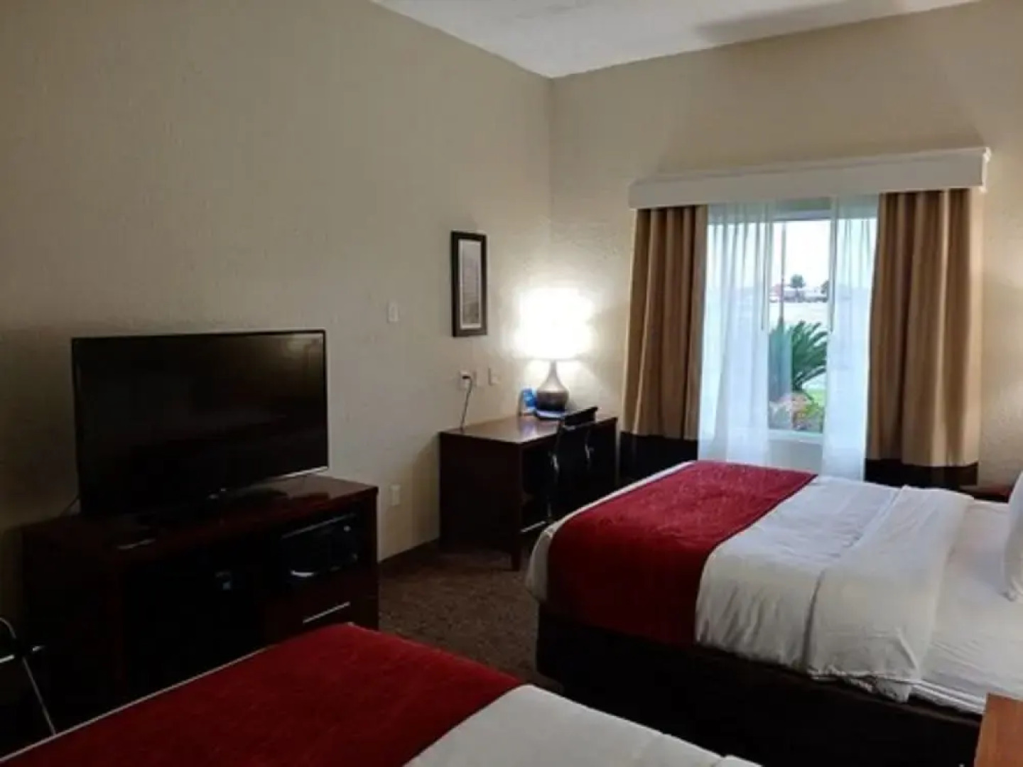 Comfort Inn & Suites