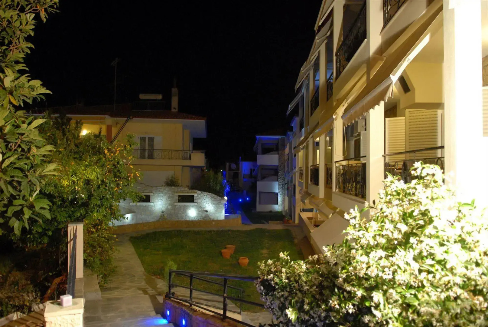 Core Hotel Polychrono