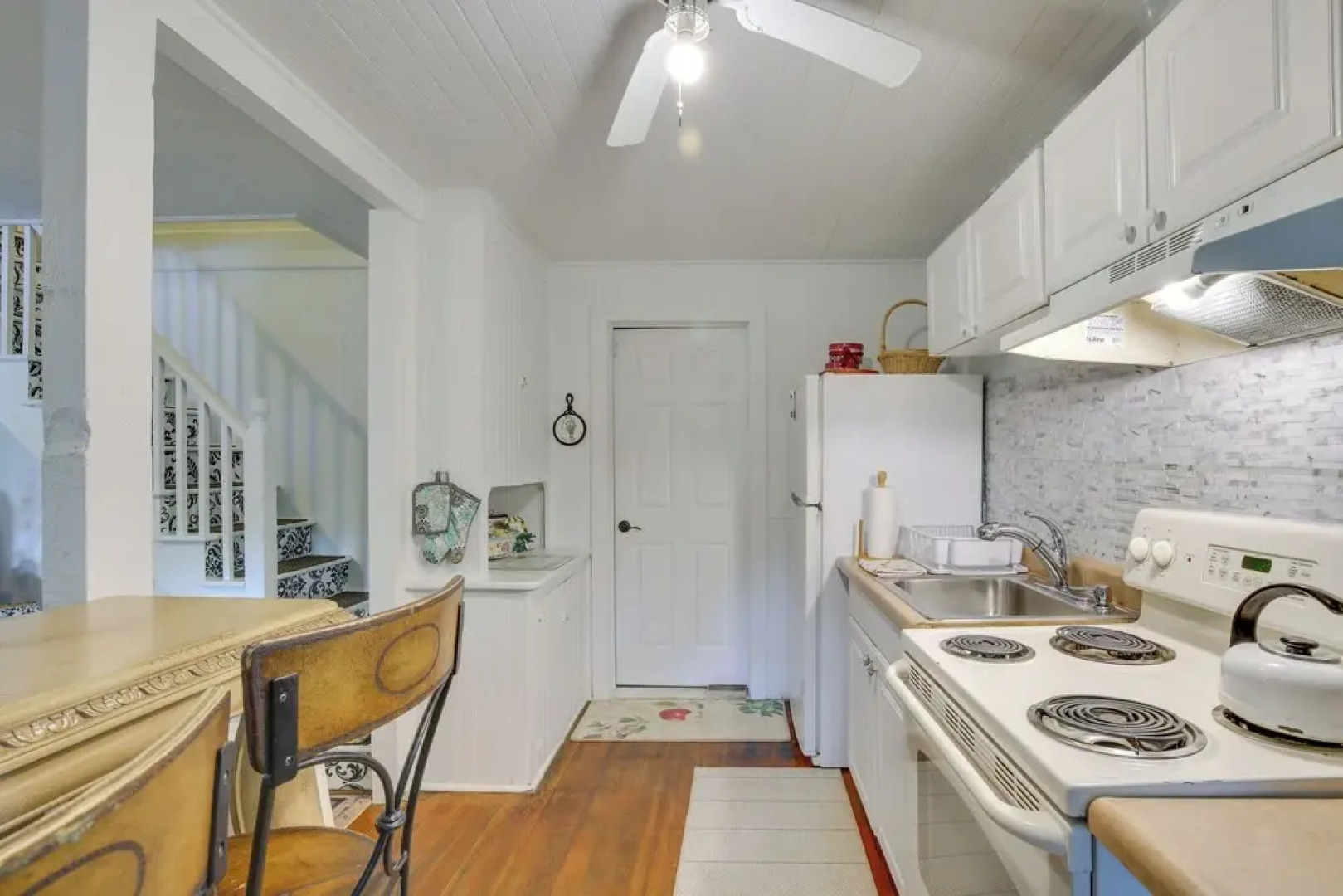 Charming Danbury Cottage w/ Lake Kenosia Access!