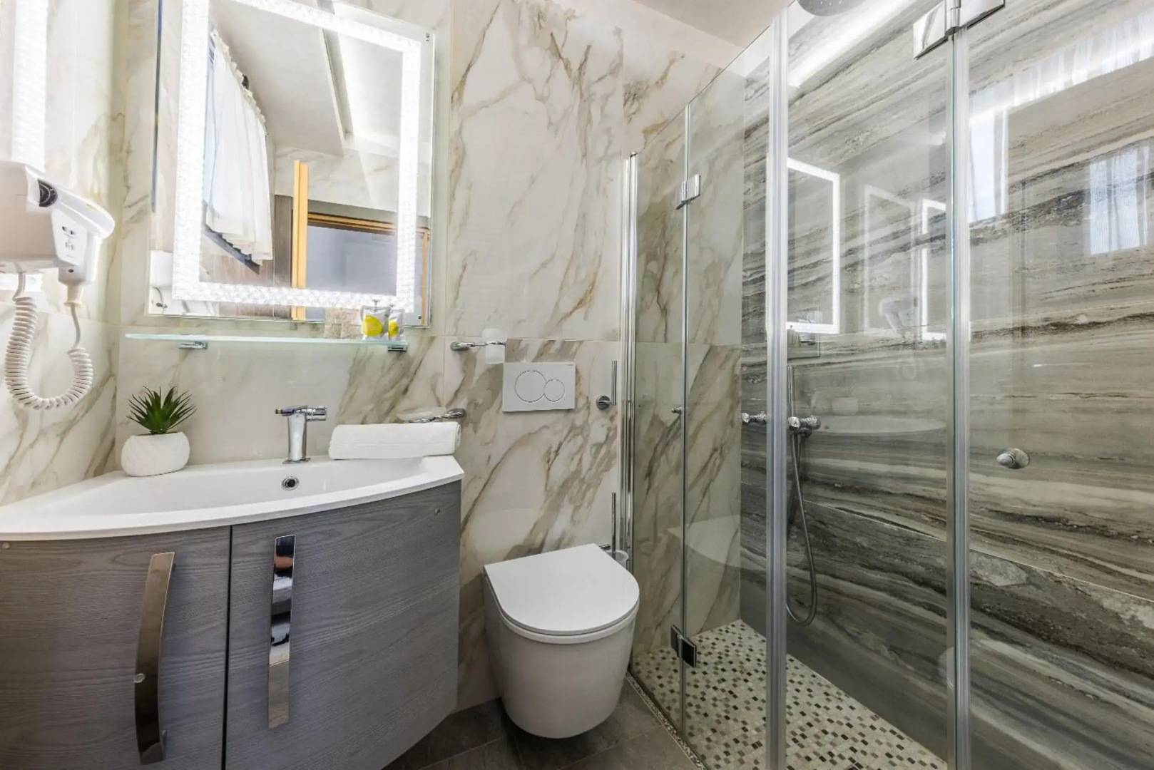 Royal Boutique Hotel