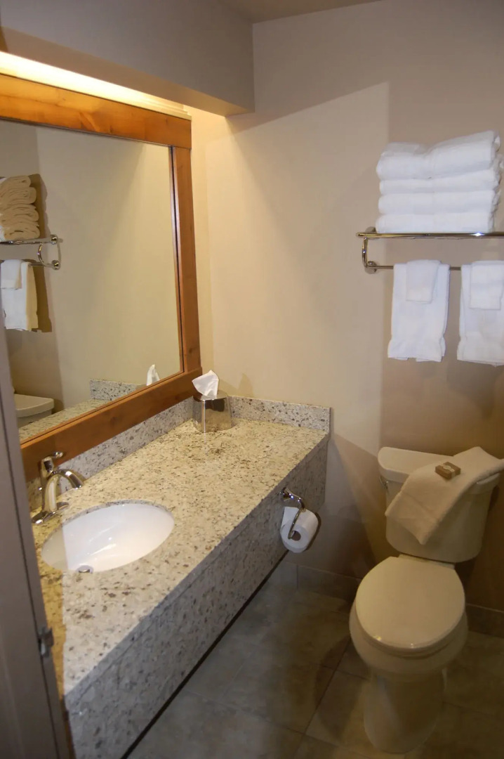 Grouse Mountain Lodge