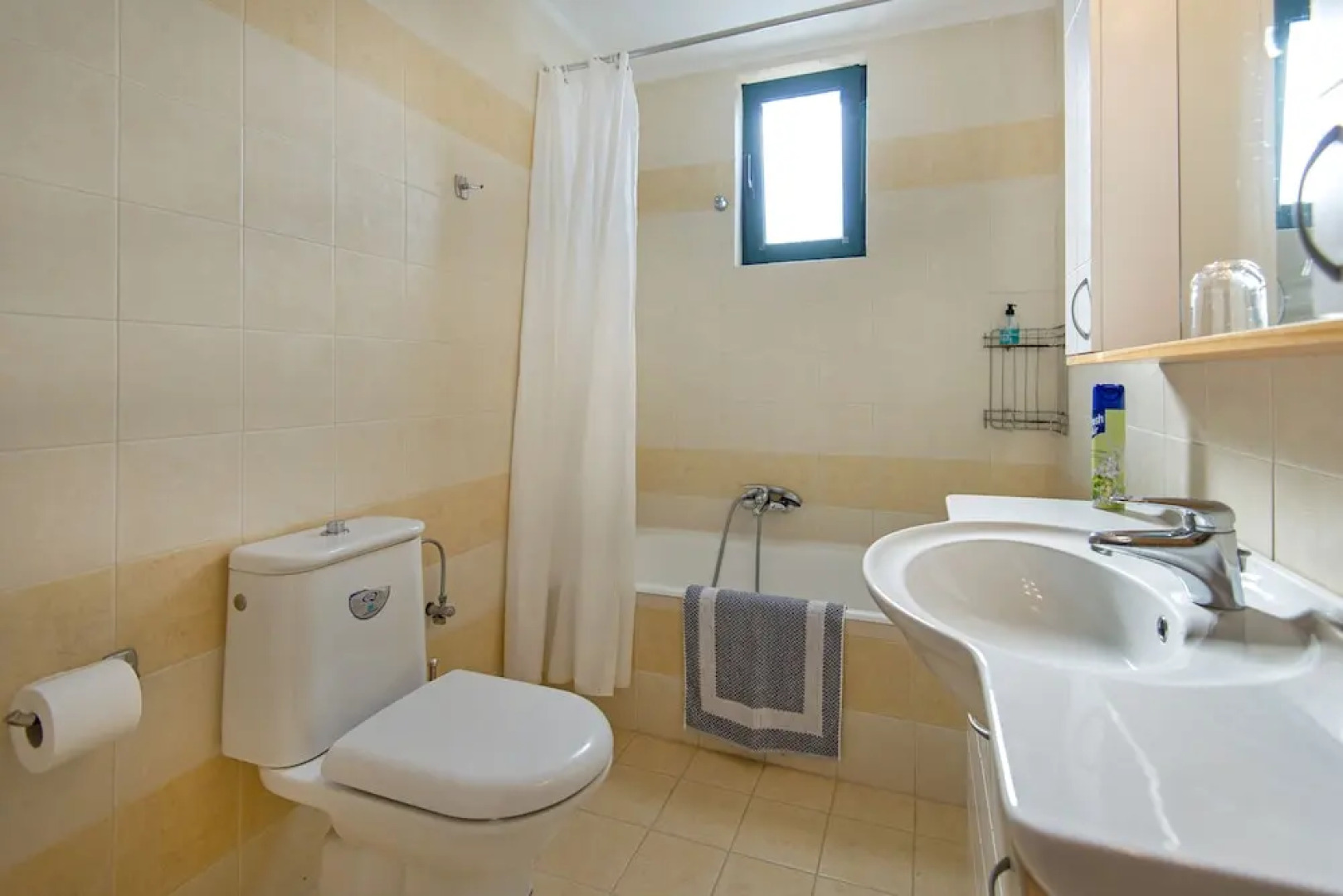 Theretra Kiotari Villas