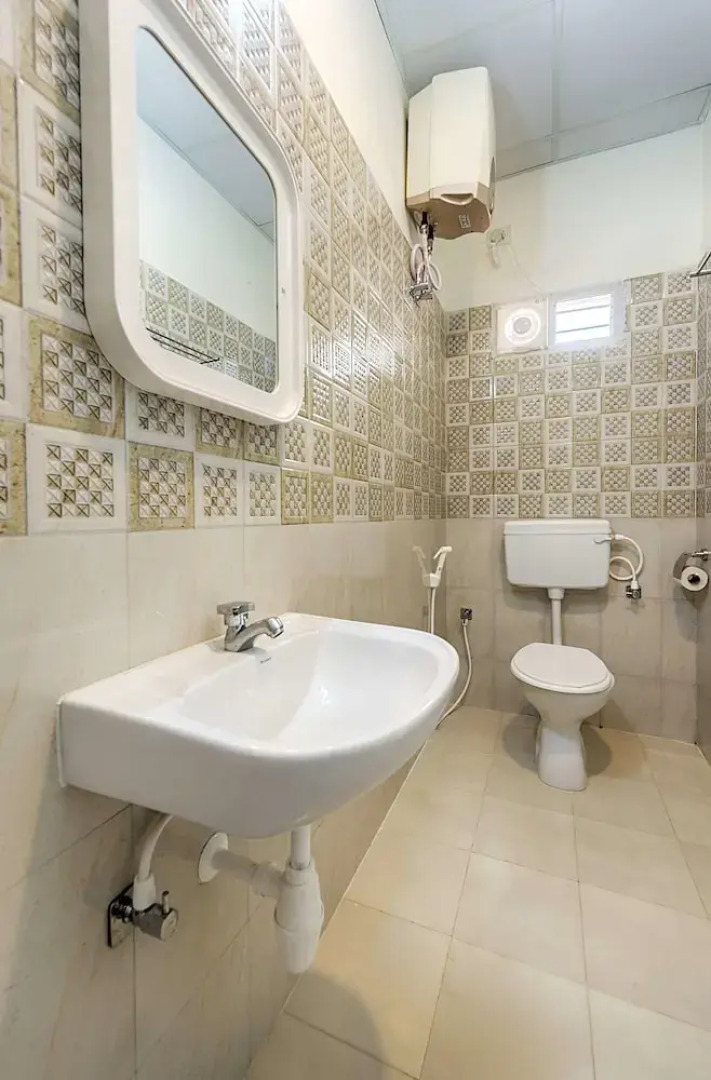 Varuna Inn Banquets & Resort