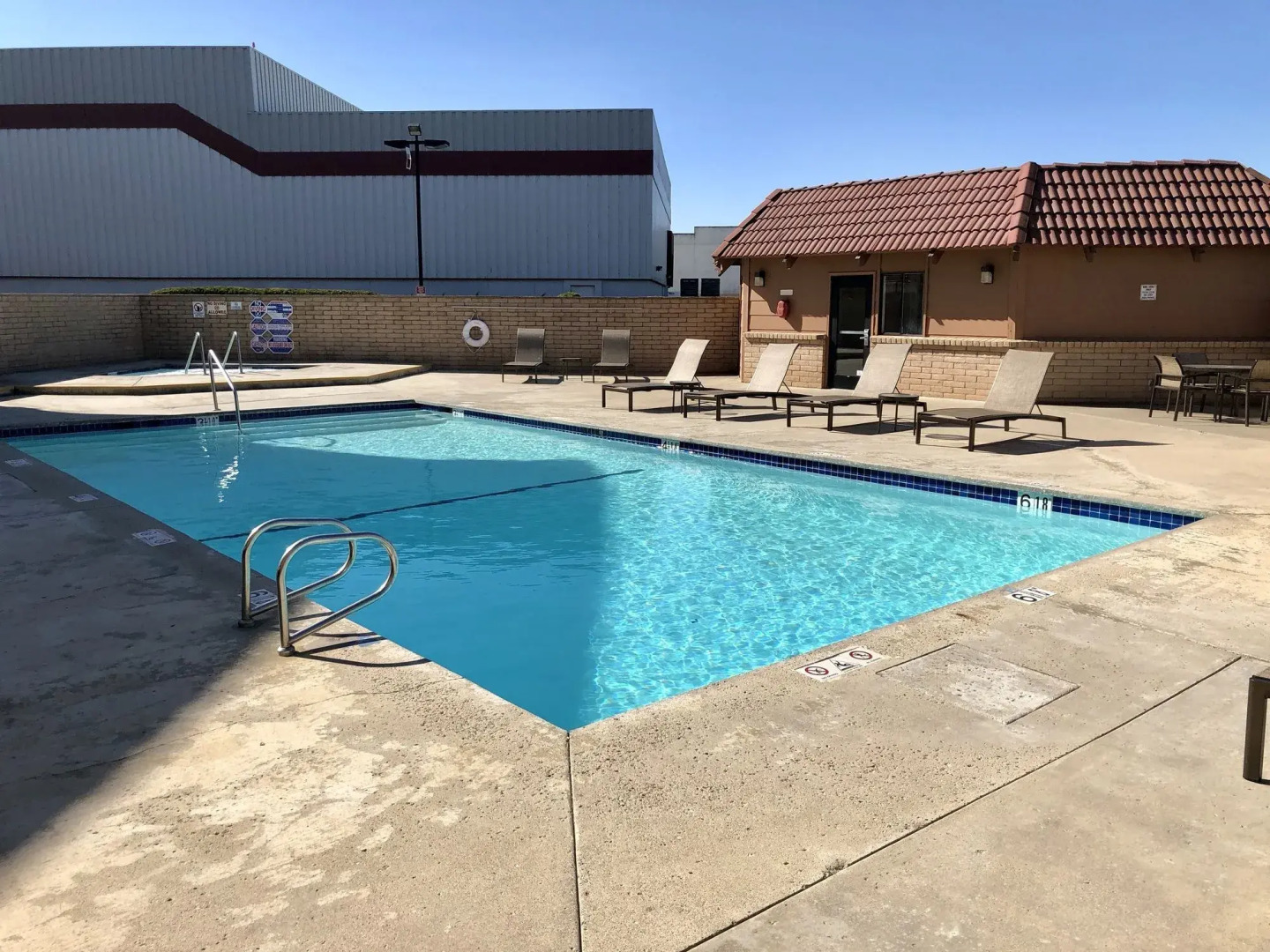 Lompoc Valley Inn & Suites