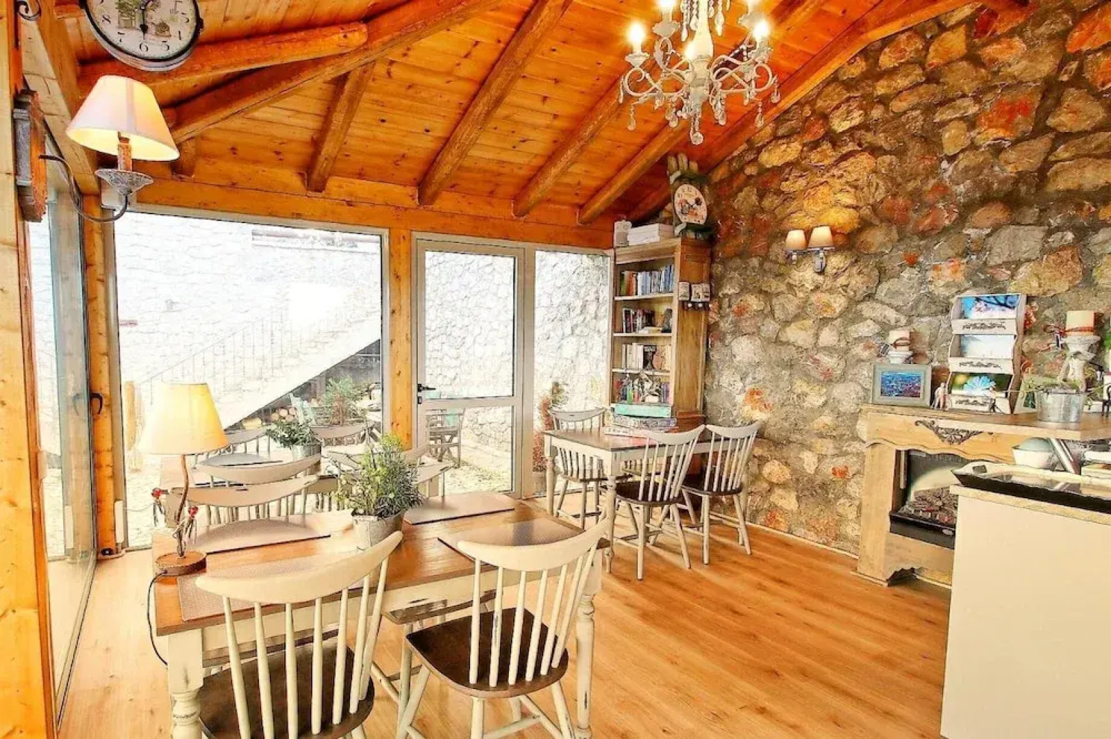 Almond House Suites Arachova - Adults Only