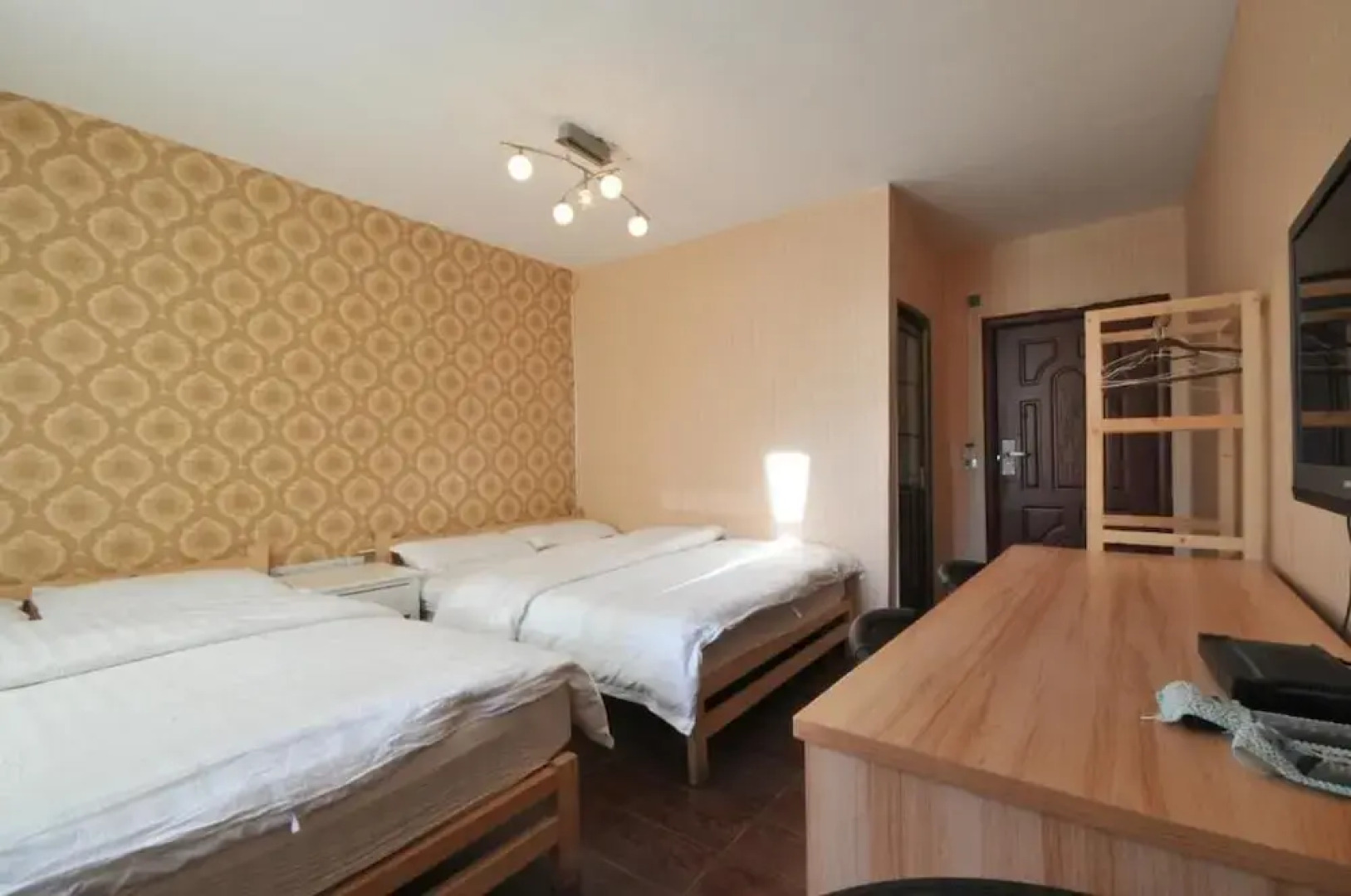 Shangri-La 3 are 3 resortel