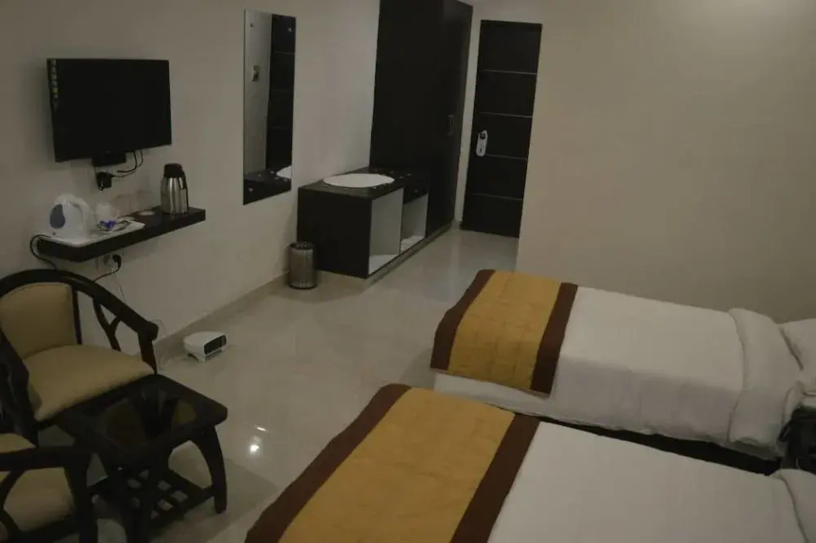 The Lotus Sutra Hotel