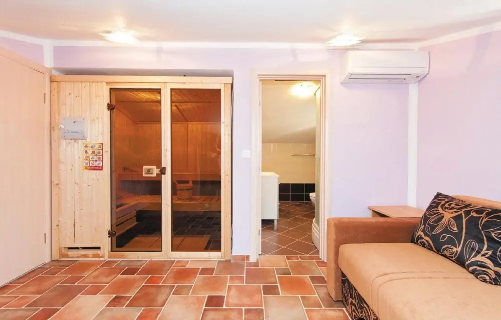 Beautiful Home in Supetarska Draga With Sauna, Wifi and 4 Bedrooms