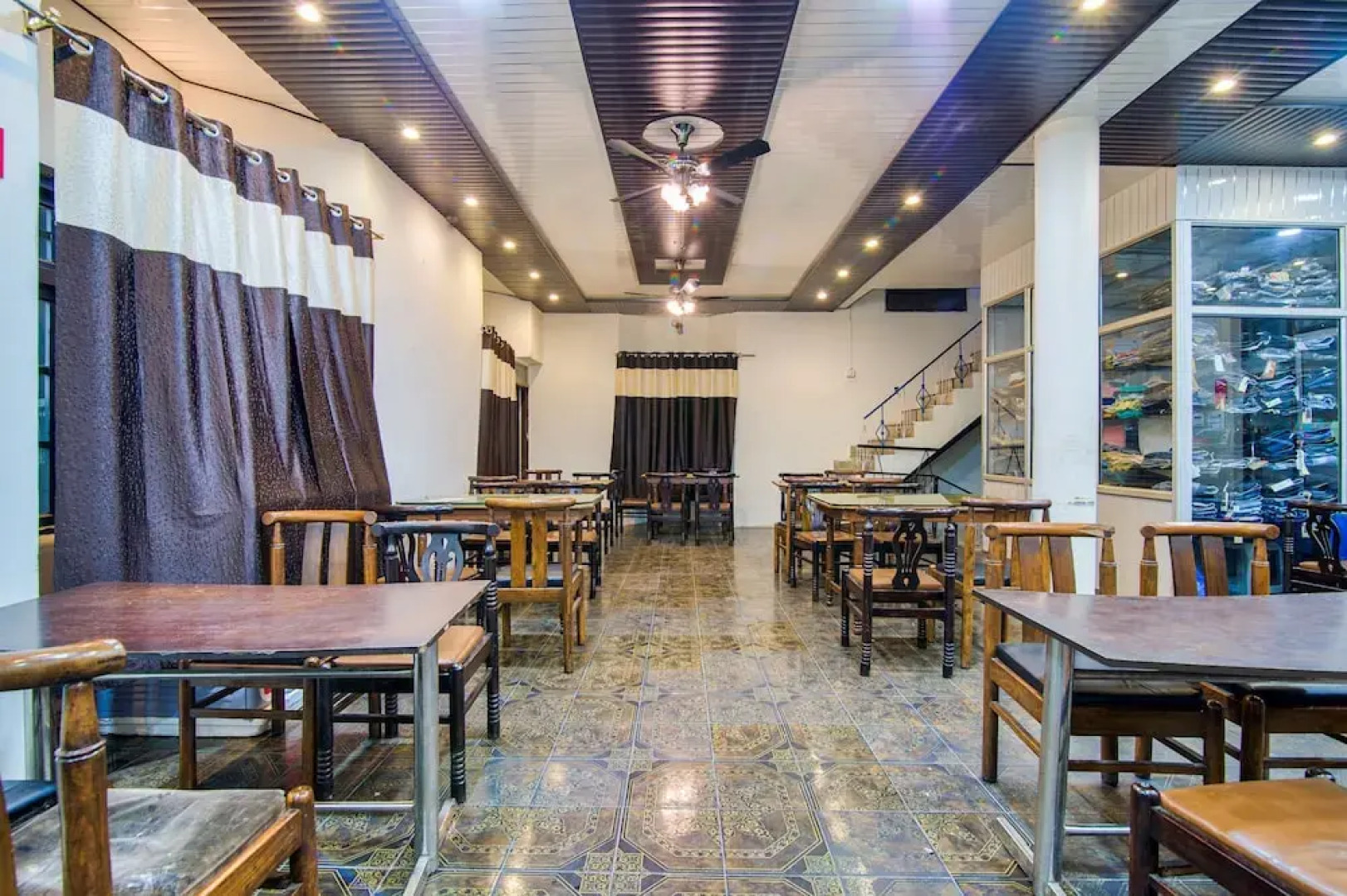 OYO 7917 Hotel Sunbeam