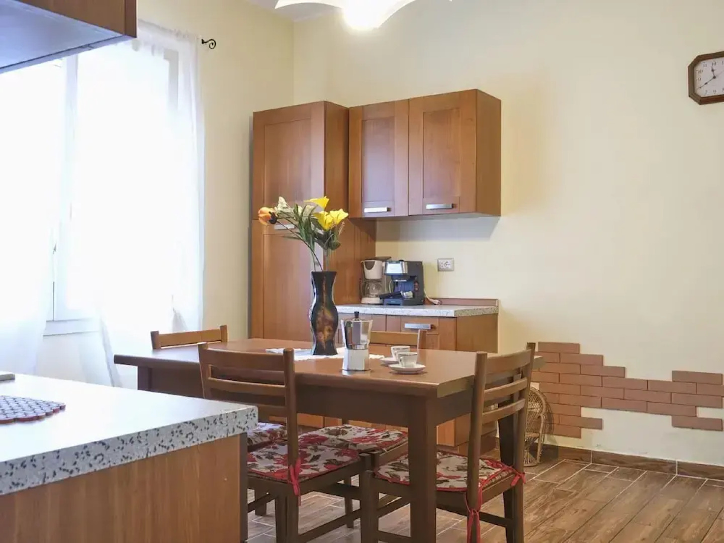 Lagoonside Elegance With Sauna