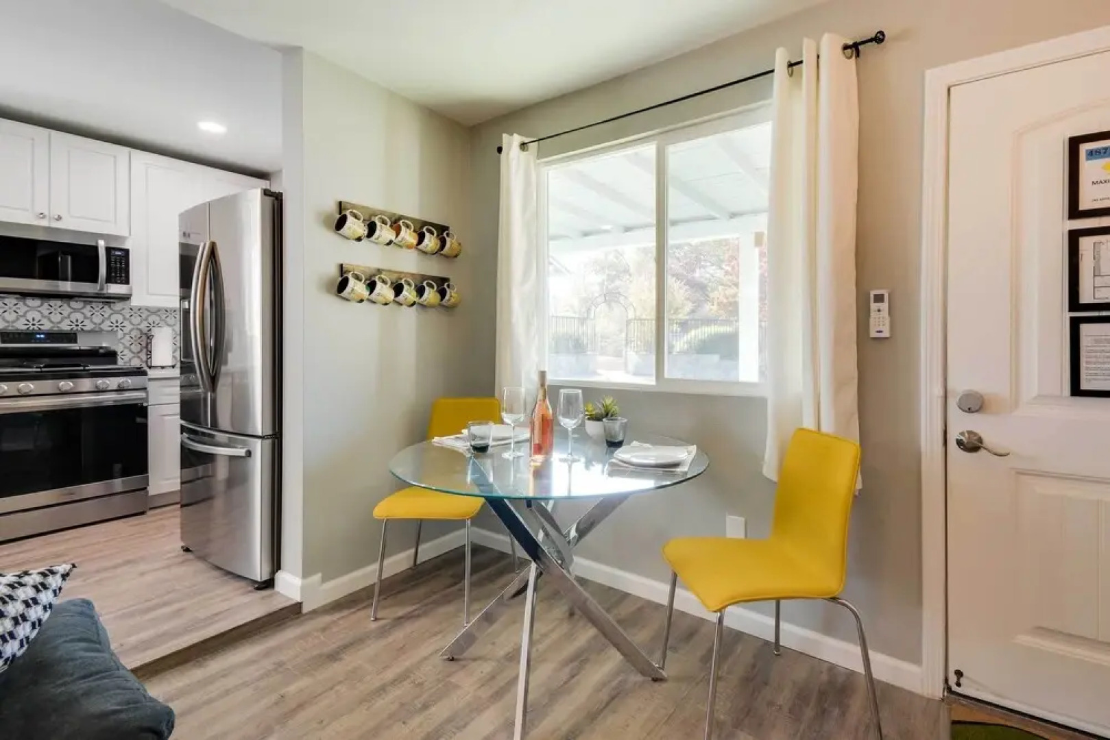 Waterfront Mariposa Hideaway: Hot Tub & Mtn Views!