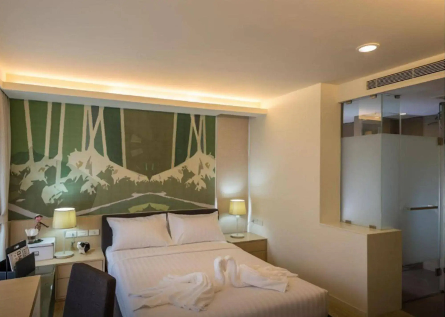 The Idle Hotel and Residence