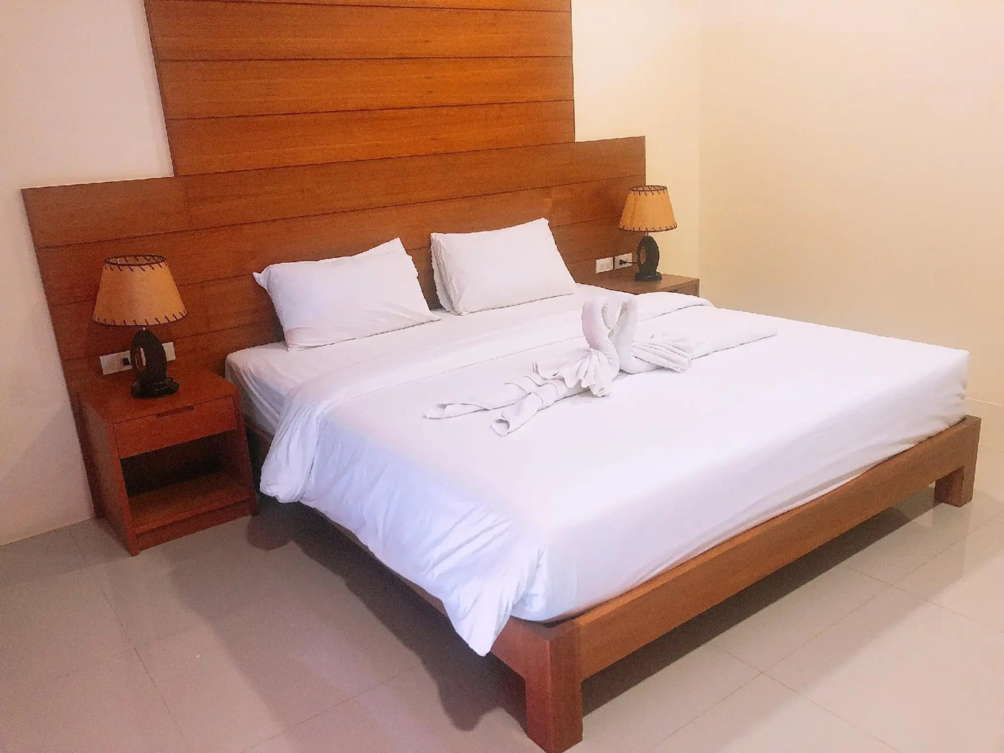 Baanphuchalong Place (SHA Extra Plus)