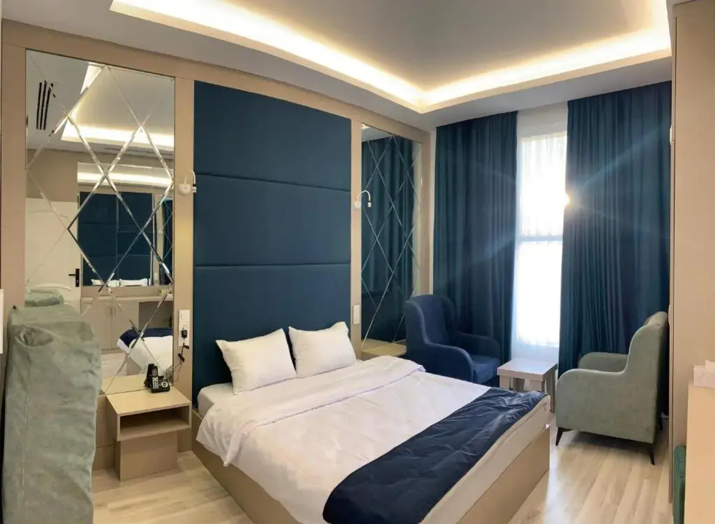 Sefeen Hotel