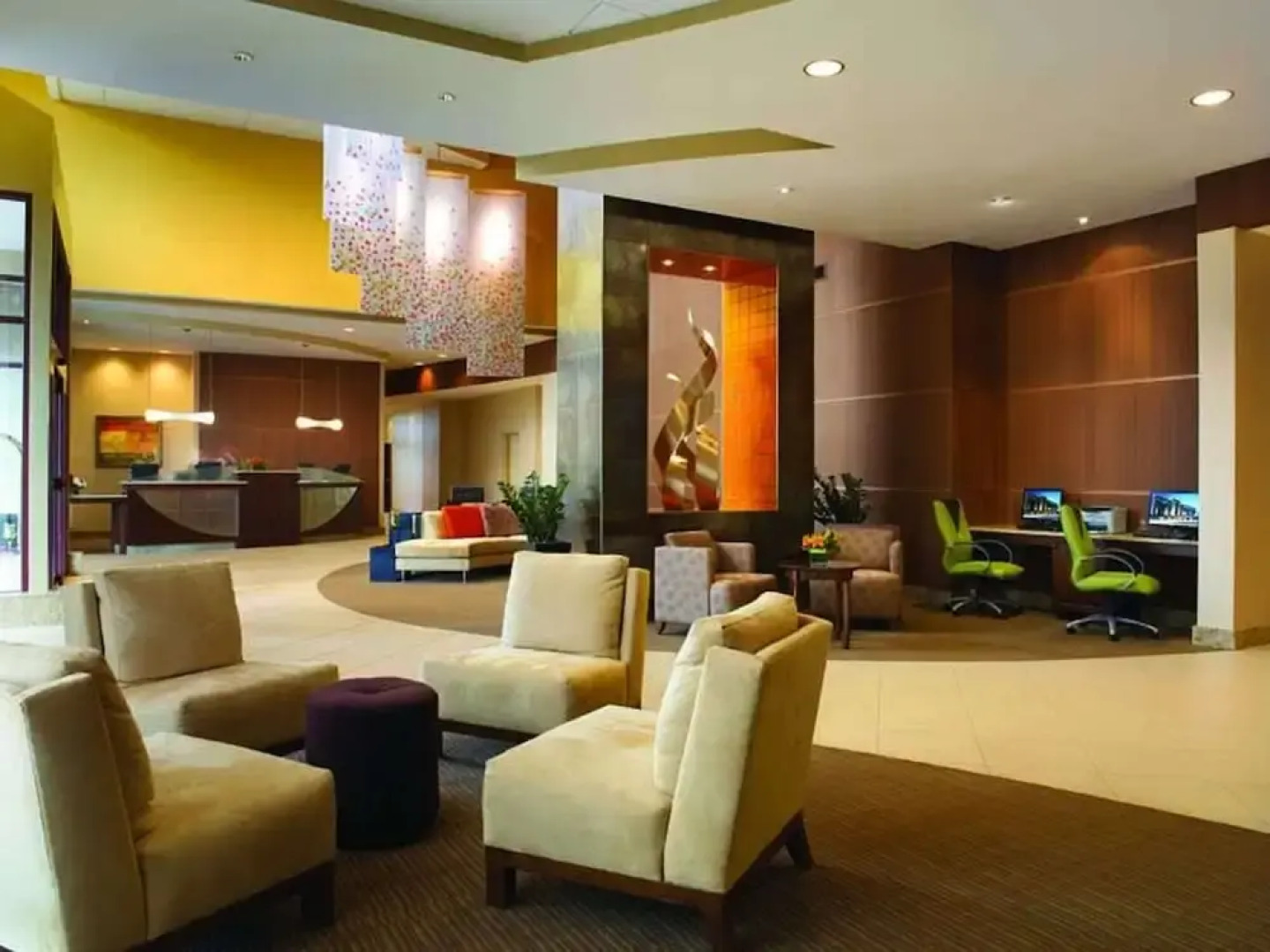 Crowne Plaza Milwaukee West
