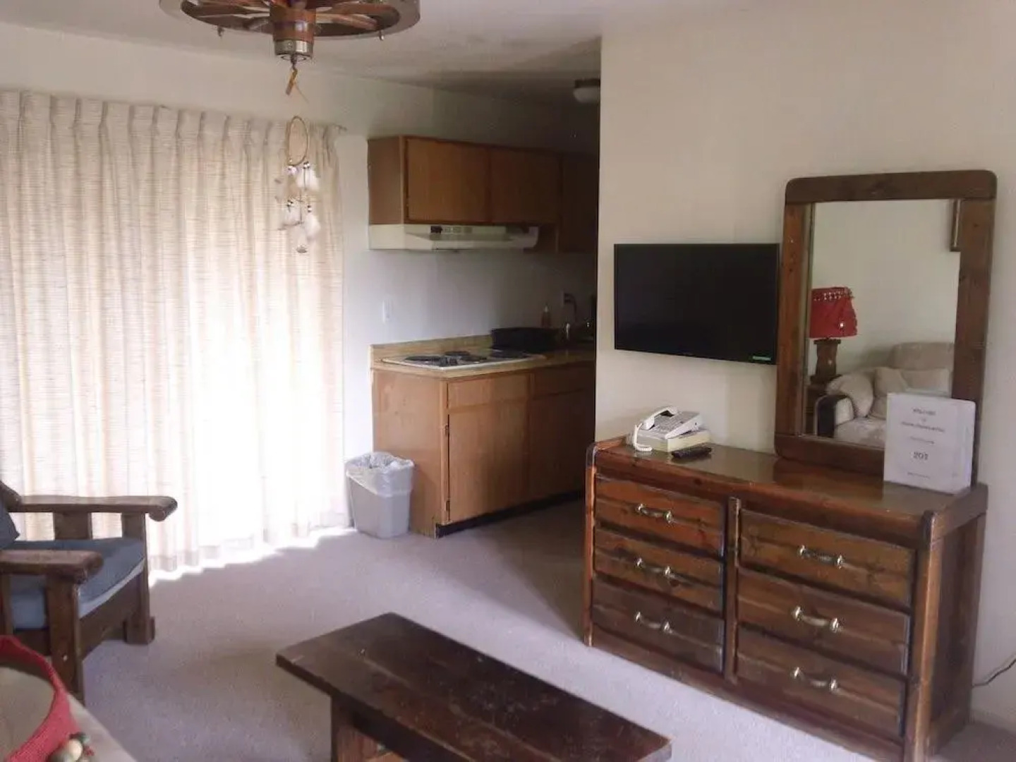 Bonnie Springs Ranch Motel