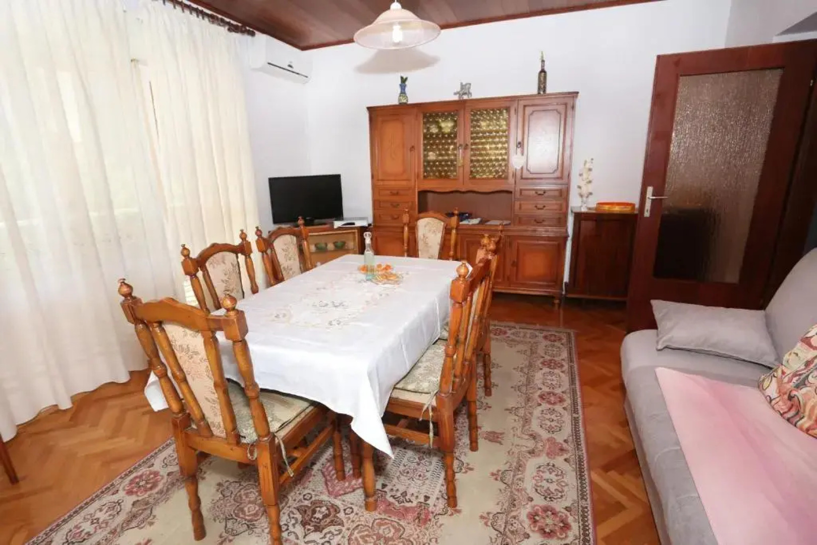 Apartments Slavica Žedno