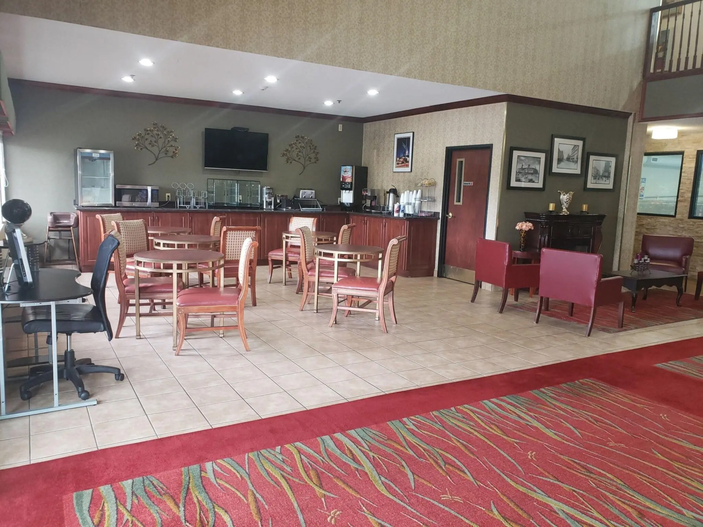 A Victory Suites Warren