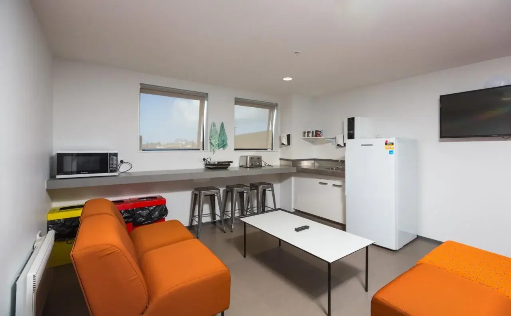 Campus Summer Stays - Albany Village