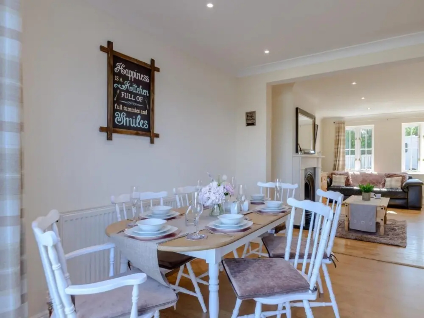 Host Stay Overcarr Cottage