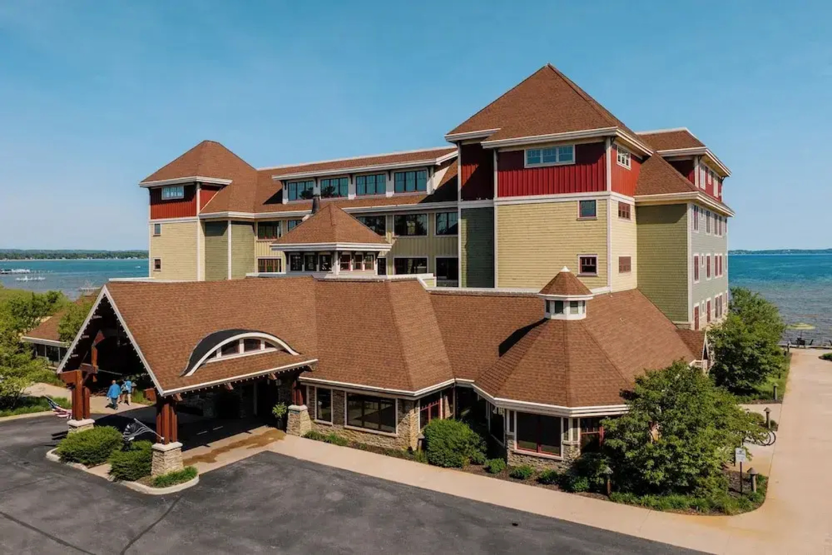 Tamarack Lodge of Traverse City
