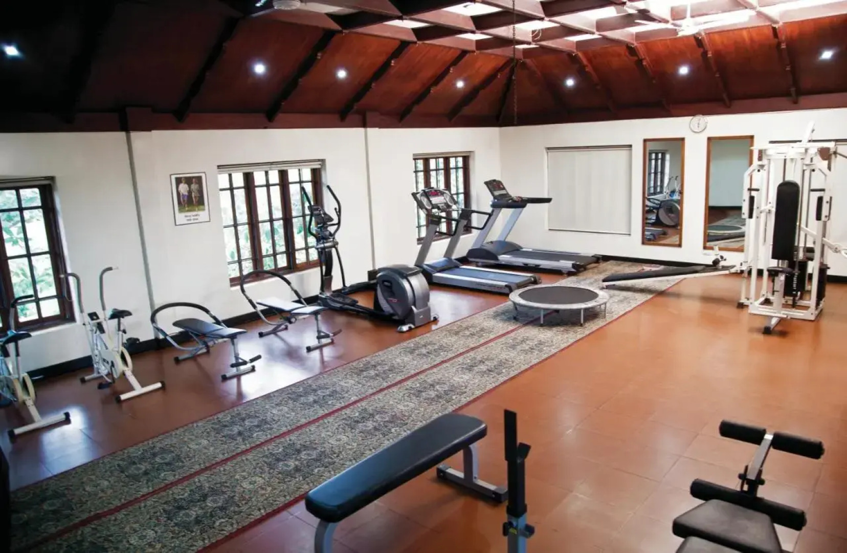 Sterling Lake Palace Alleppey