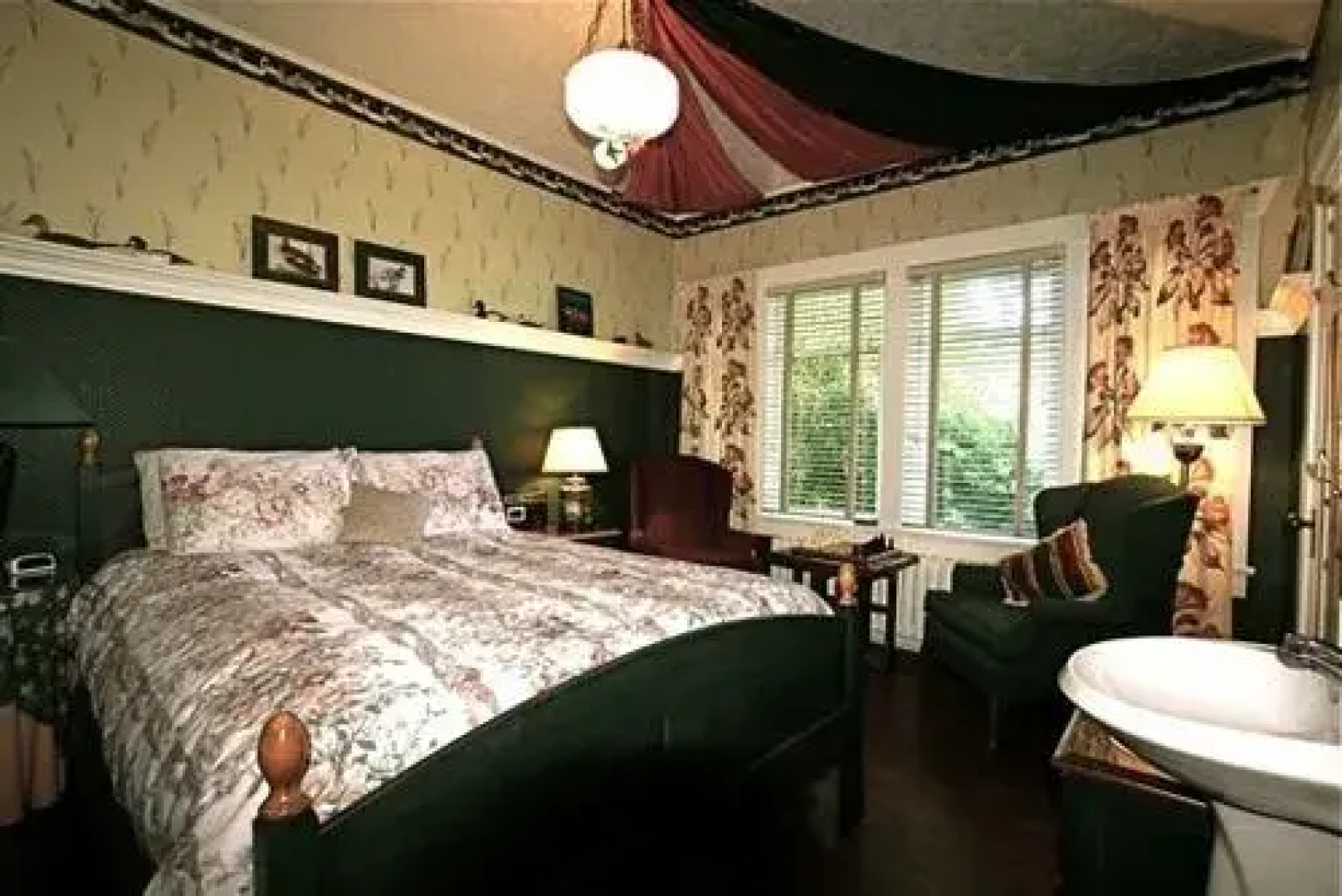Orchard House Bed and Breakfast