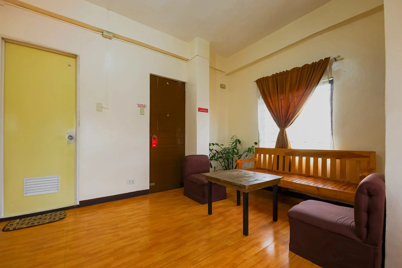 OYO 431 Apollo 11 Apartelle