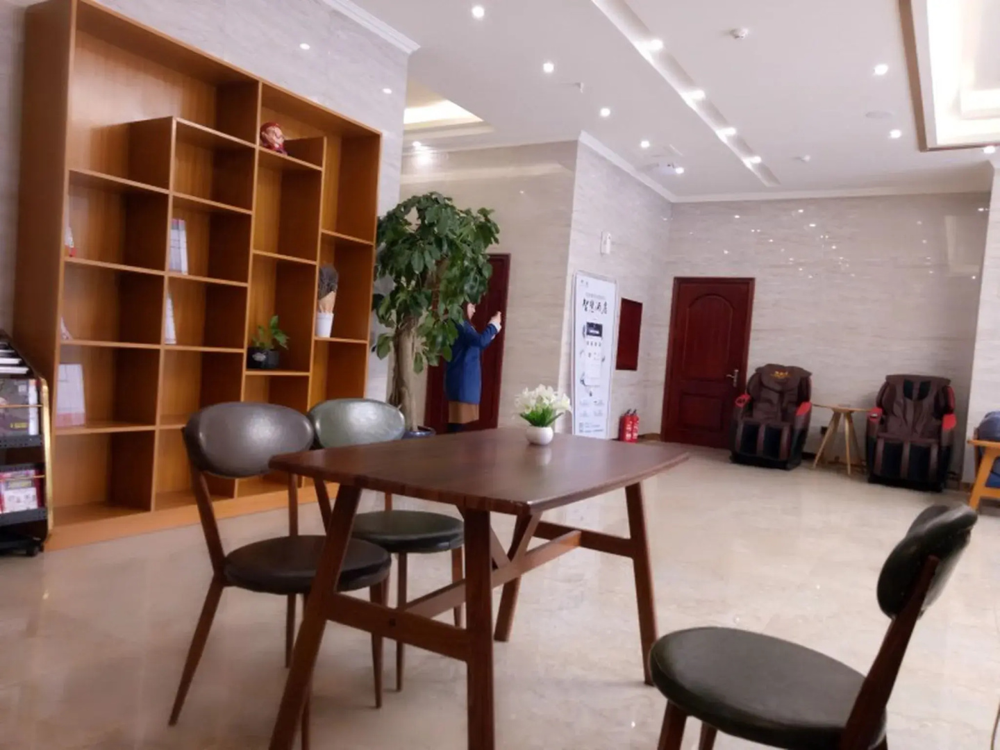 GreenTree Inn Ziyang Lezhi Government Tianchi Town Express Hotel