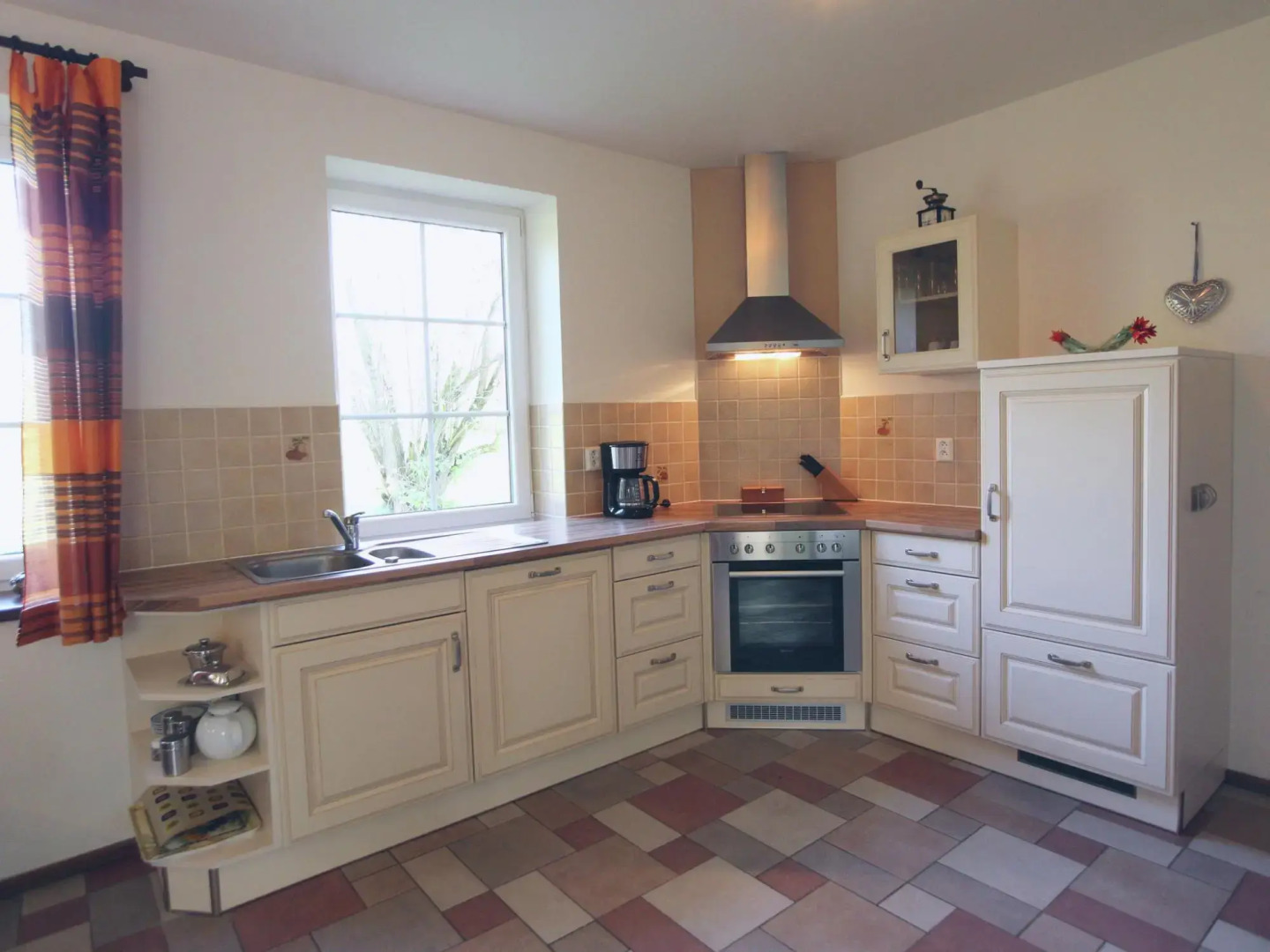 Luxurious Villa in Bozanov With Sauna