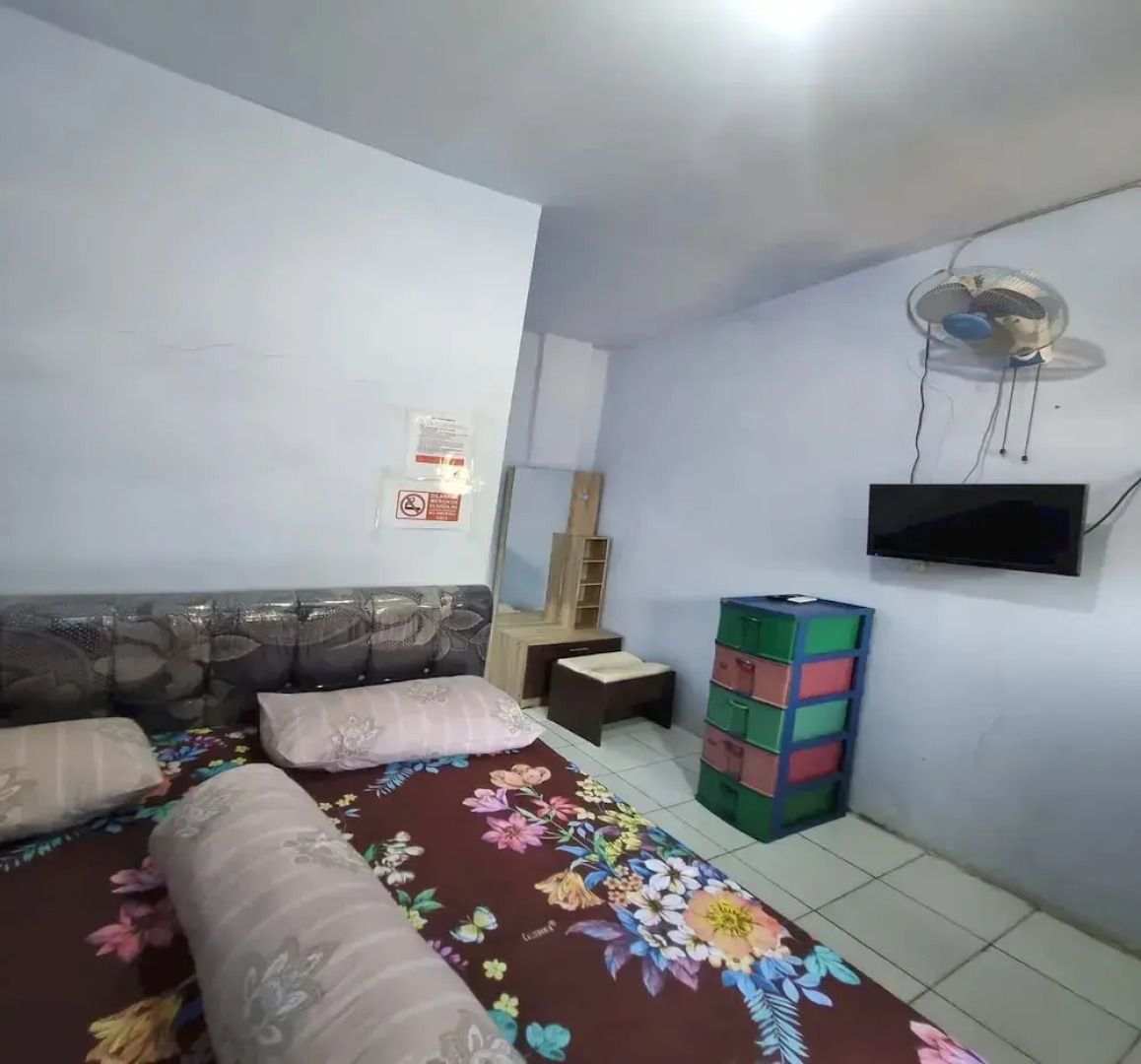 Hotel O New Asembagus 3