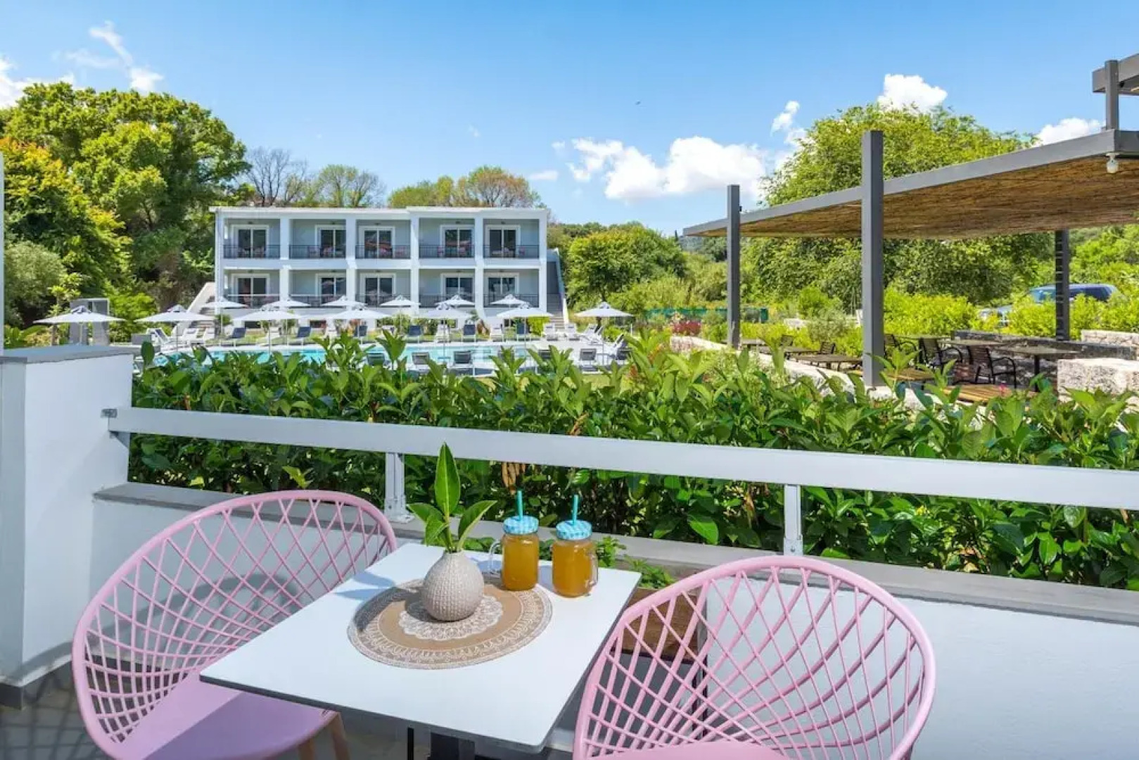 Yannis Hotel Annex Rooms