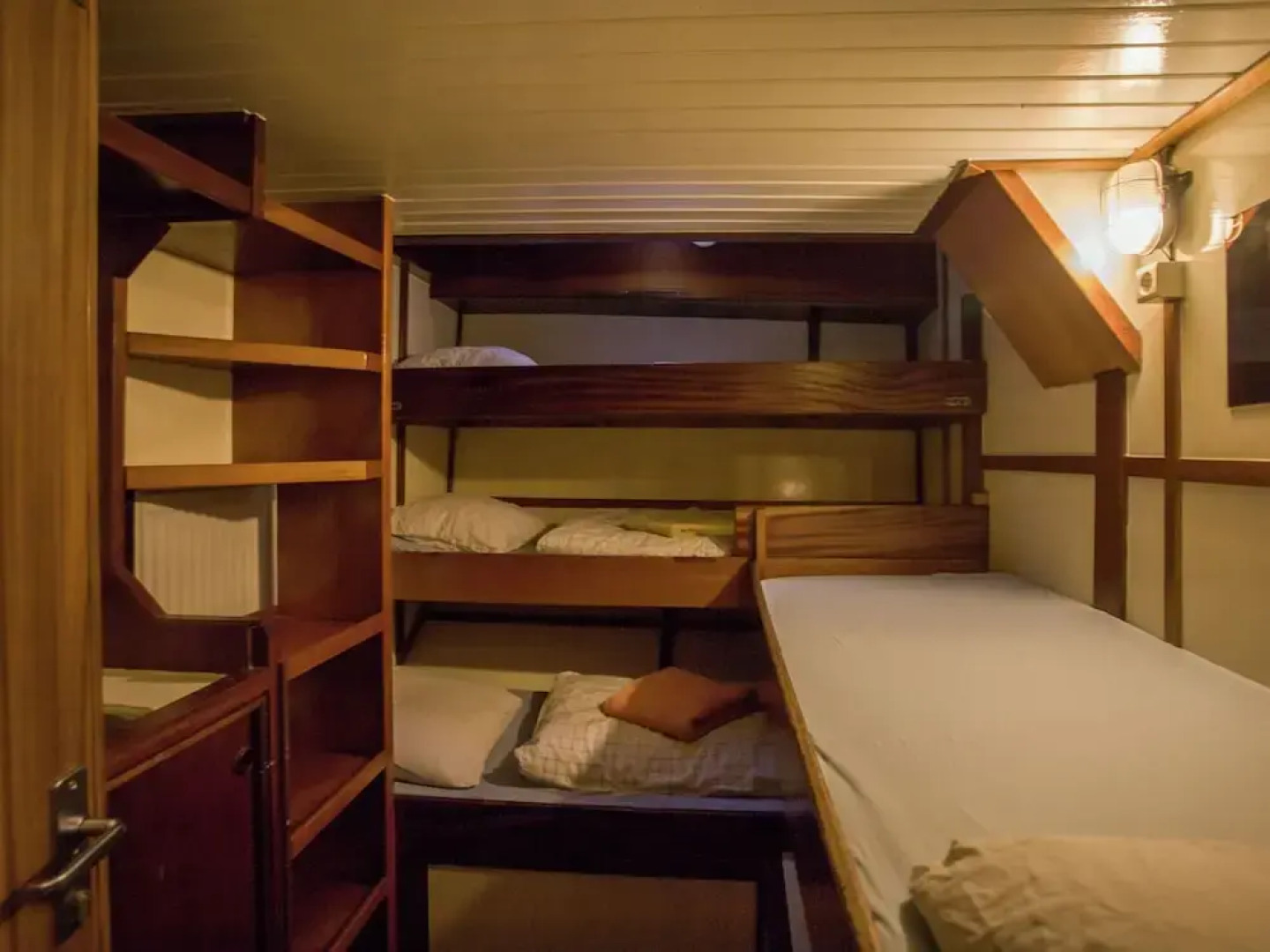 Marie Galante Holiday Boat