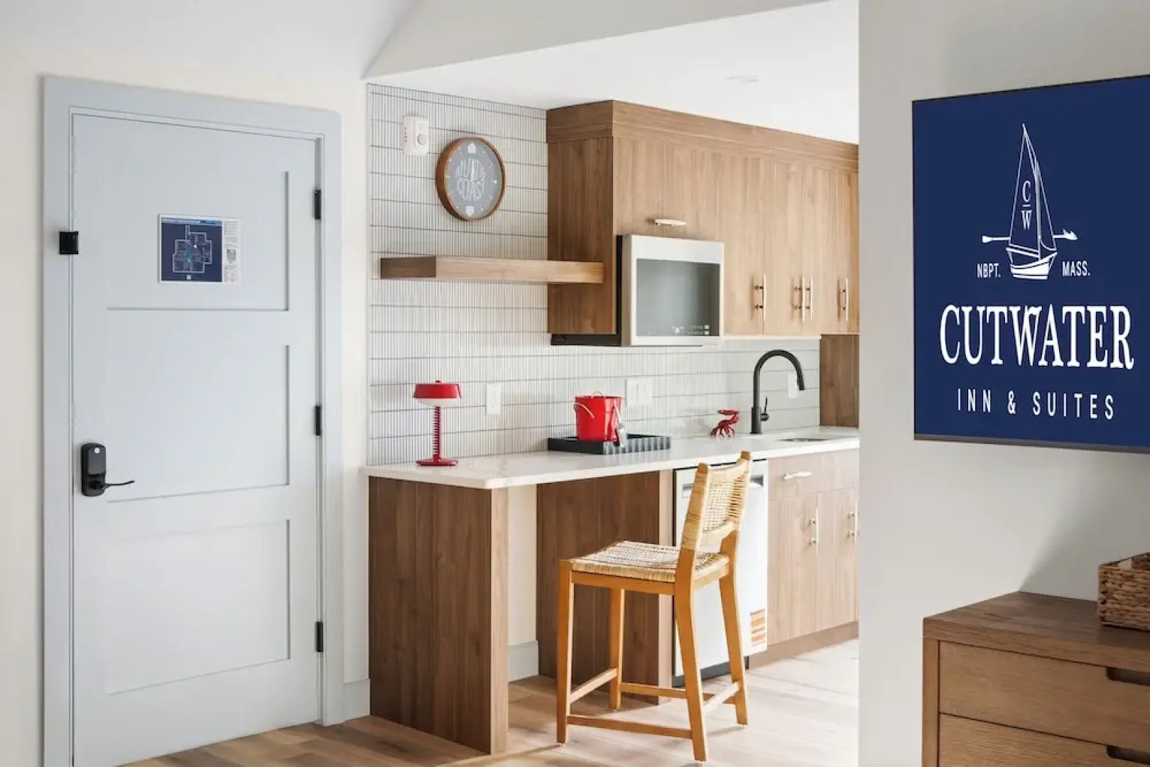 Cutwater Inn & Suites