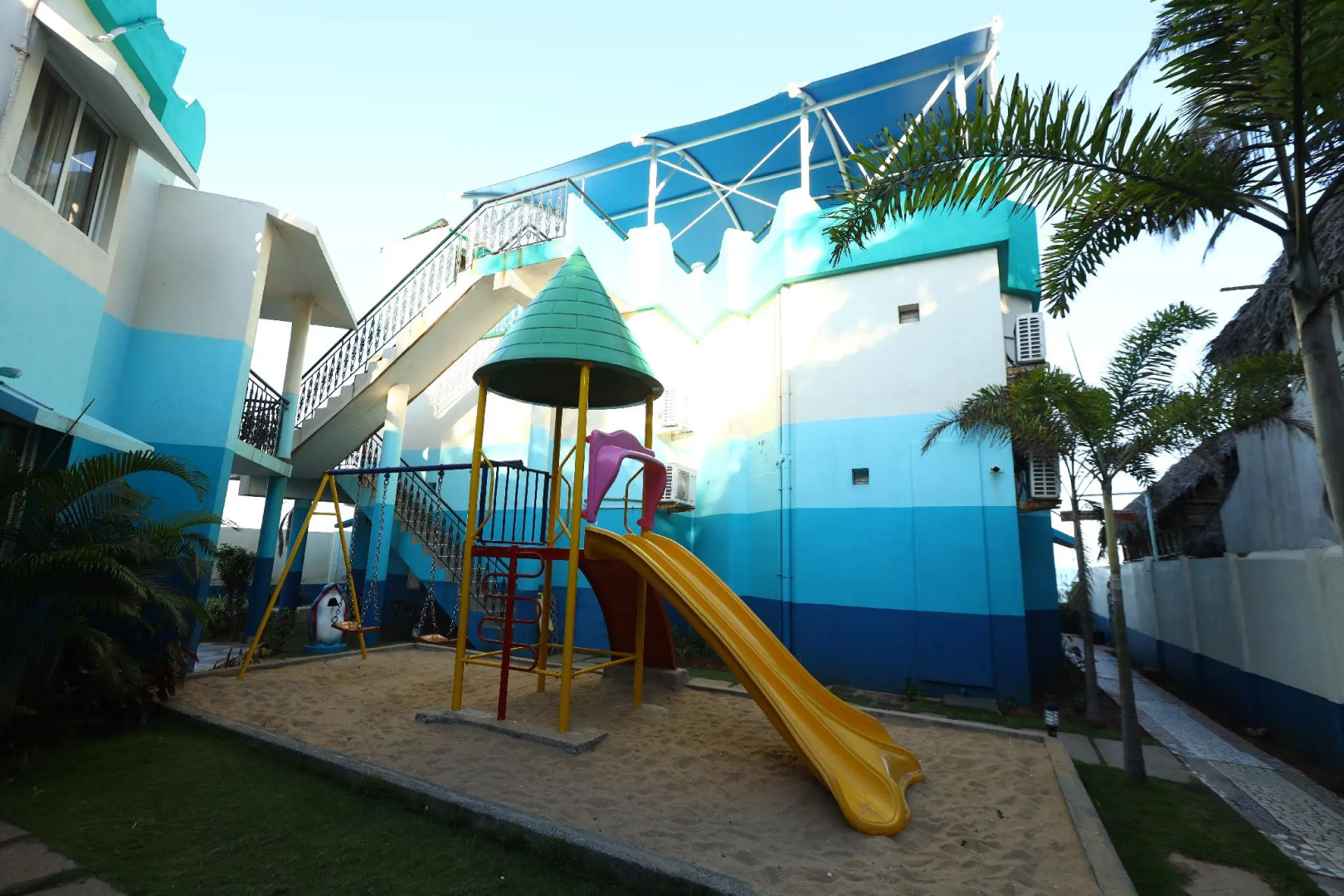 Lamel Cove Beach Resort