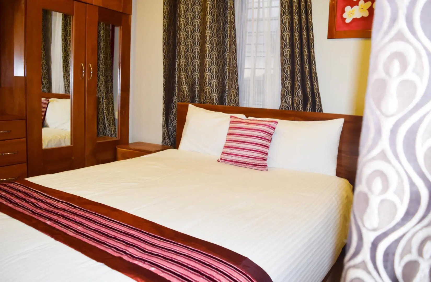 Al-Minhaj Service Apartments