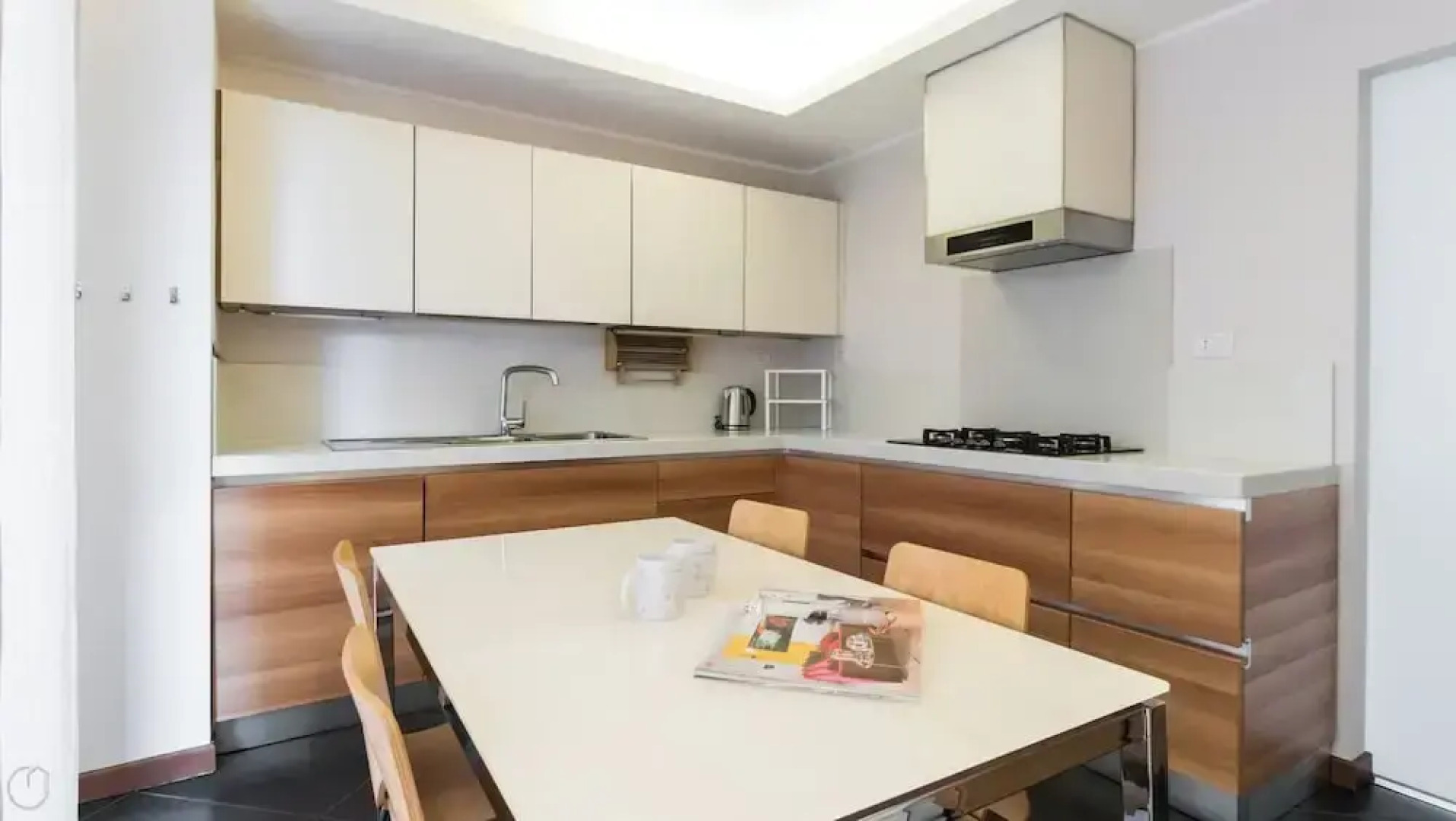 Italianway - Cavour 75