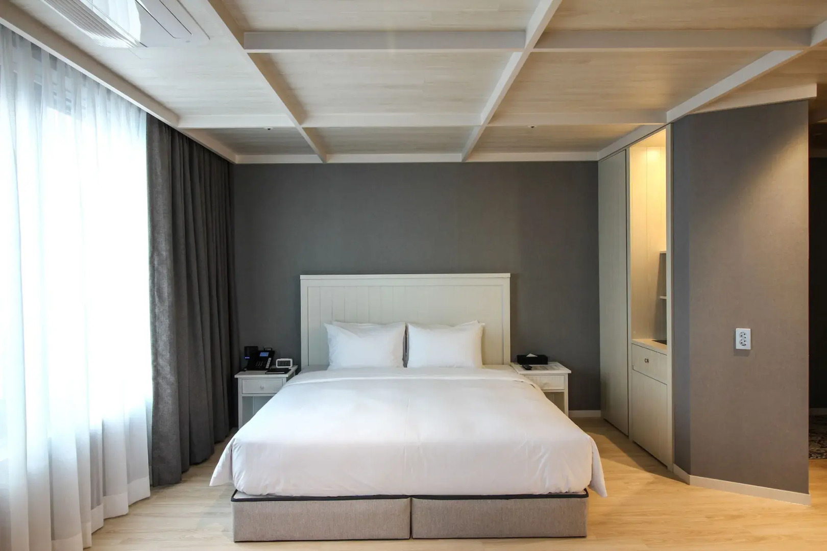 Golden Tulip Ever Yongin Hotel