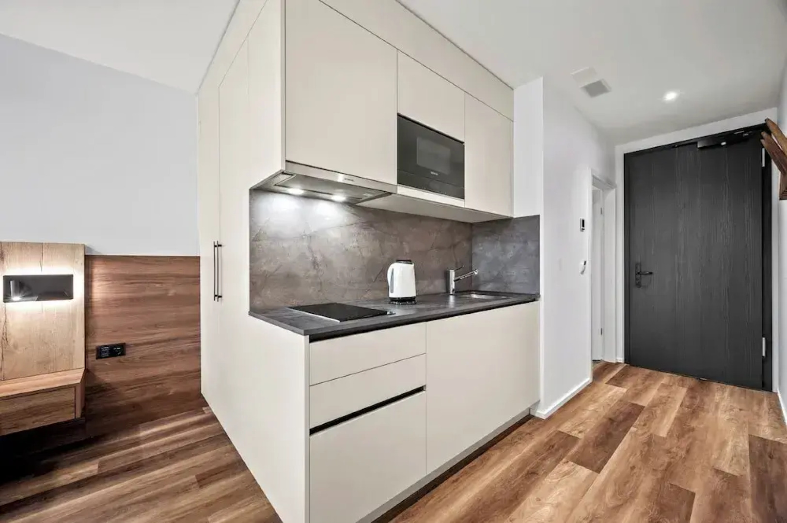 Hine Adon Fribourg Nord