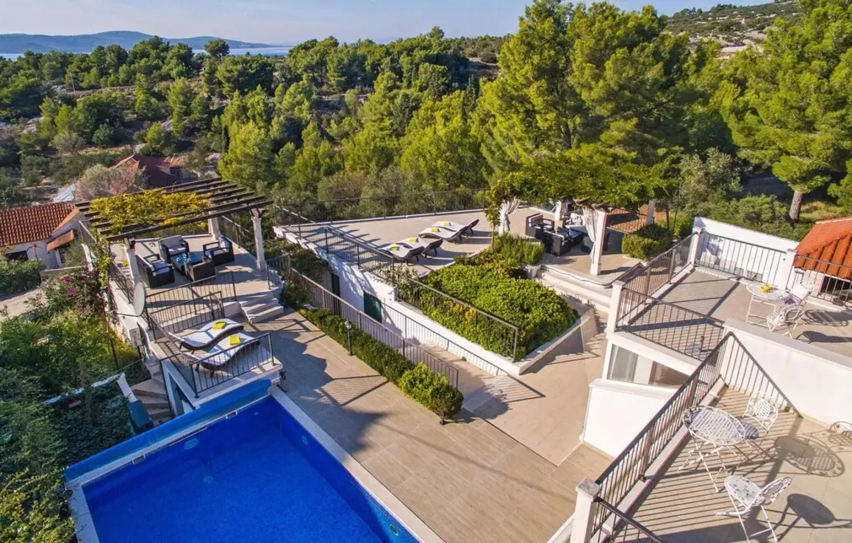 Amazing Home in Milna With Wifi and 6 Bedrooms