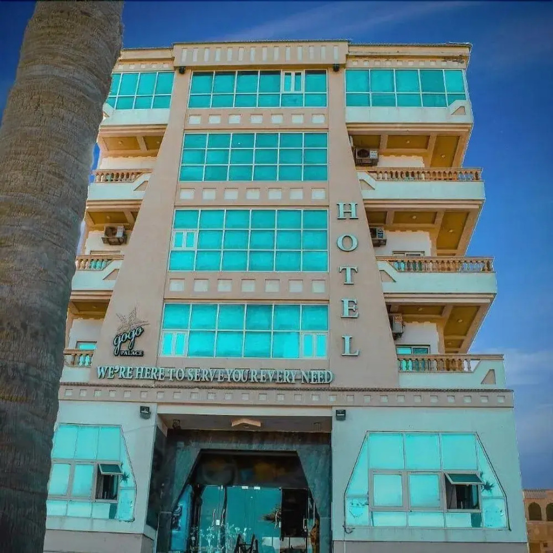 Gogo Palace Hotel