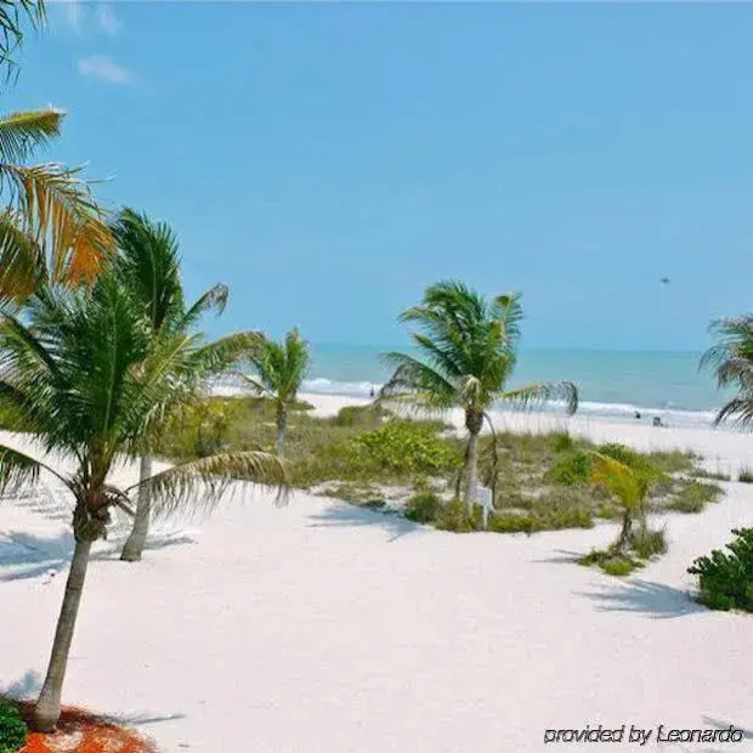 Waterside Inn on the Beach