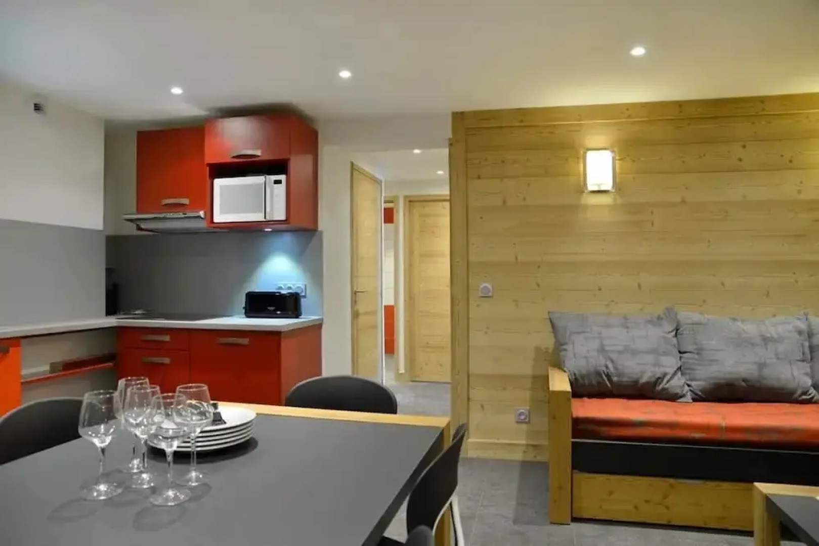 Residence LES Coches 3 Rooms in a Family Resort at the Bottom of the Slopes Bac217