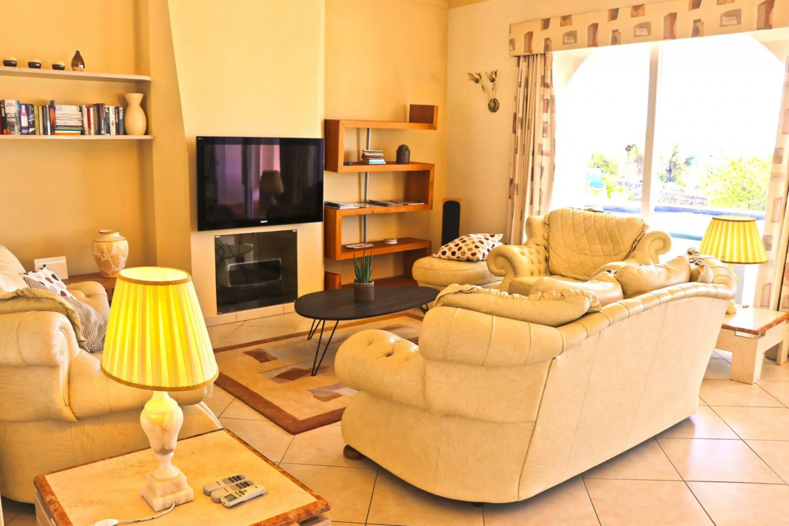 Villa Santa Barbara by Portucasa