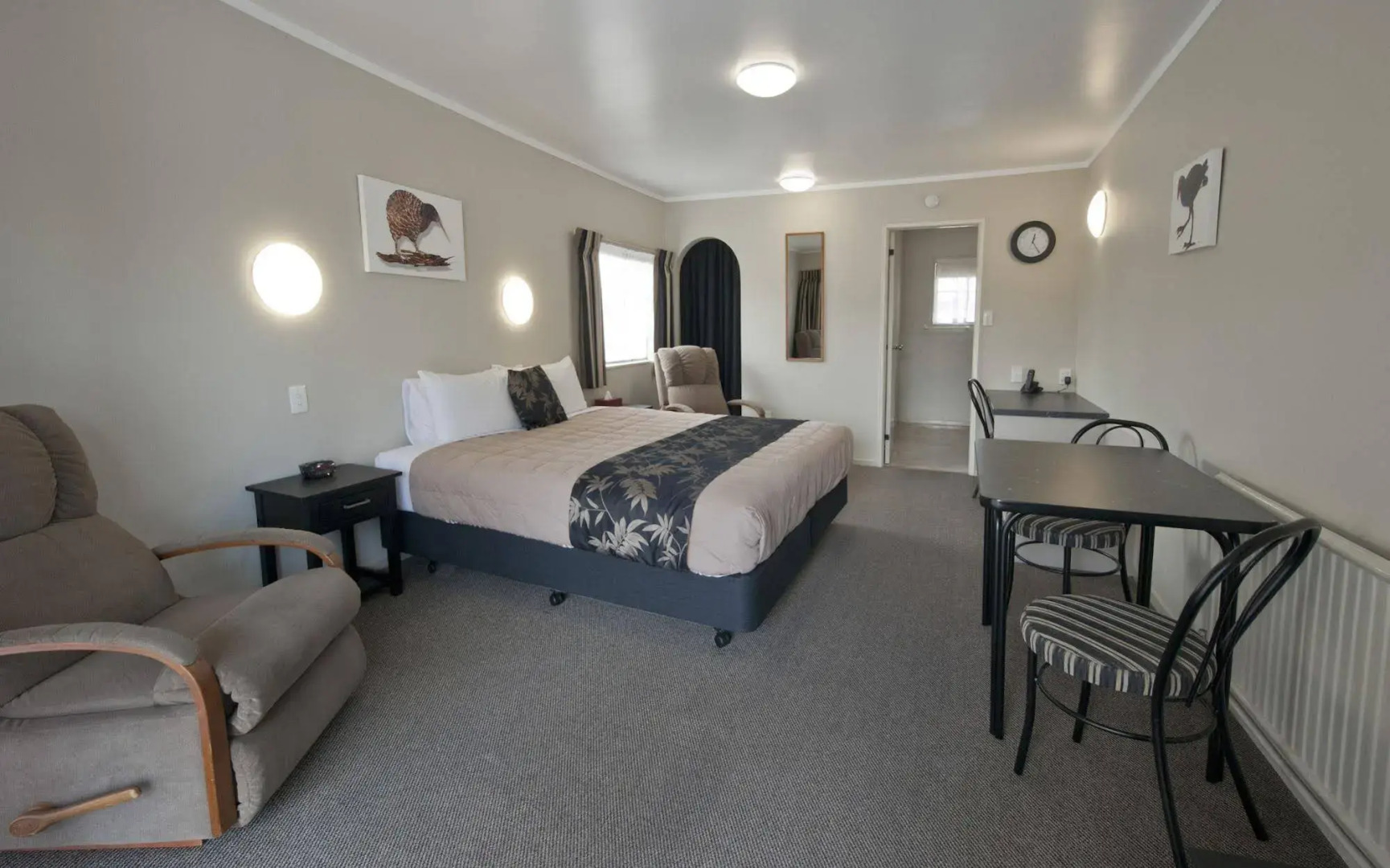 Sport of Kings Motel